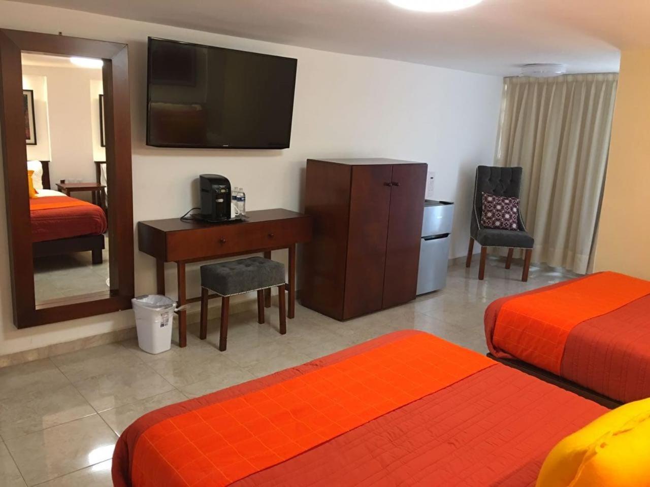 Hotel Santa Lucia Del Bosque San Luis Potosí Eksteriør billede